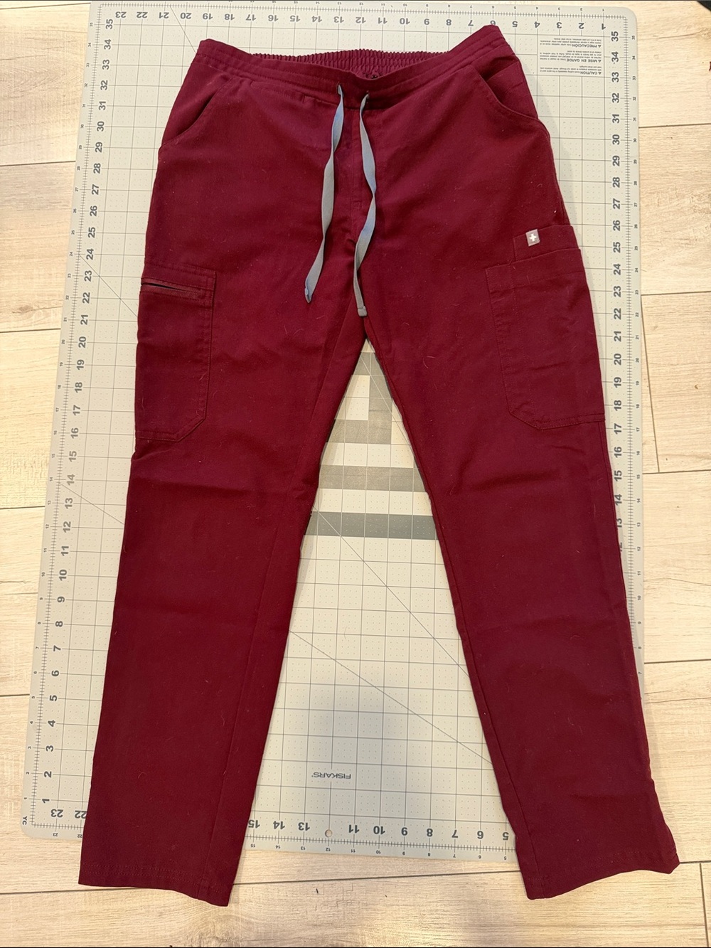 Figs womens Burgundy yola